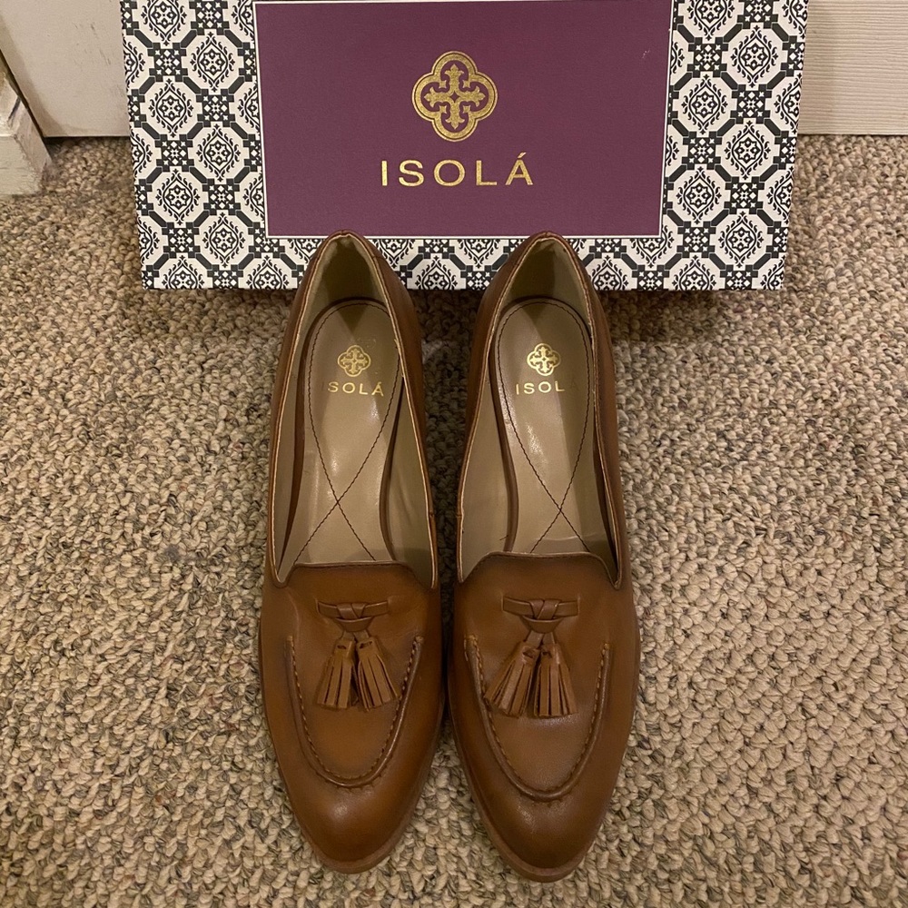 Isola Hailey Whiskey Block Heel w/Tassels Size 8